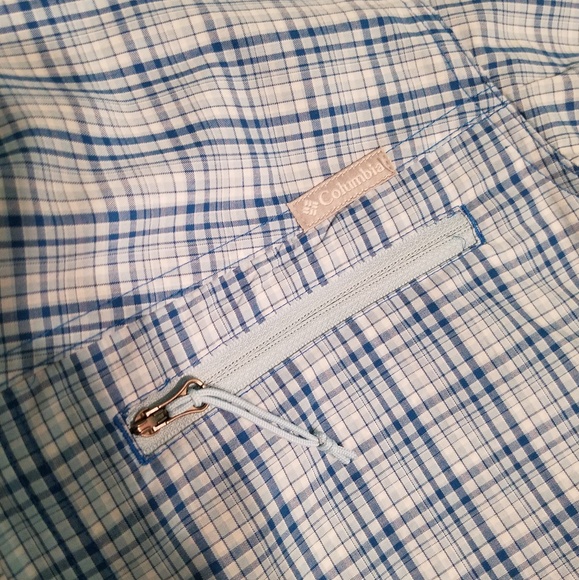 NWOT..Columbia button down - Picture 3 of 4